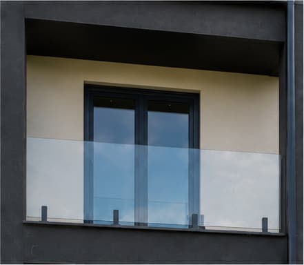 Visio Square – Parapetto in vetro con morsetti a pavimento · Galleria prodotto 6